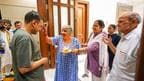 arvind kejriwal returns home after interim bail