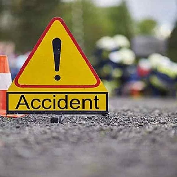 A Woman dies in road accident in Faridabad