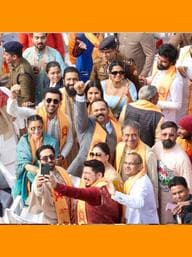 Bollywood Celebs in Ayodhya