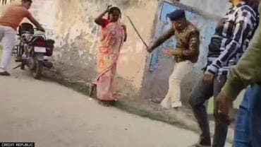bihar police beaten woman 